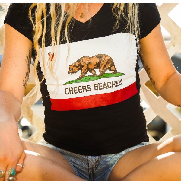 Cheers Beaches Women California State Flag Women's "Cheers Beaches" V-Neck T-shirt