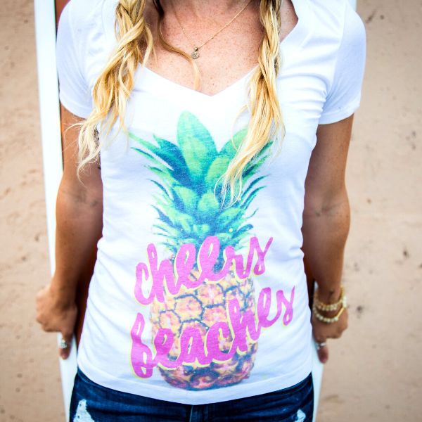 Cheers Beaches Women Cheers Beaches Pineapple V Neck